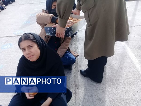 جشن میلاد امام زمان(عج)در دبستان توحید 