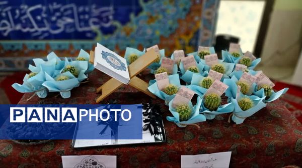 در پرتو آیات الهی؛ روایت لحظاتی از نور و اندیشه