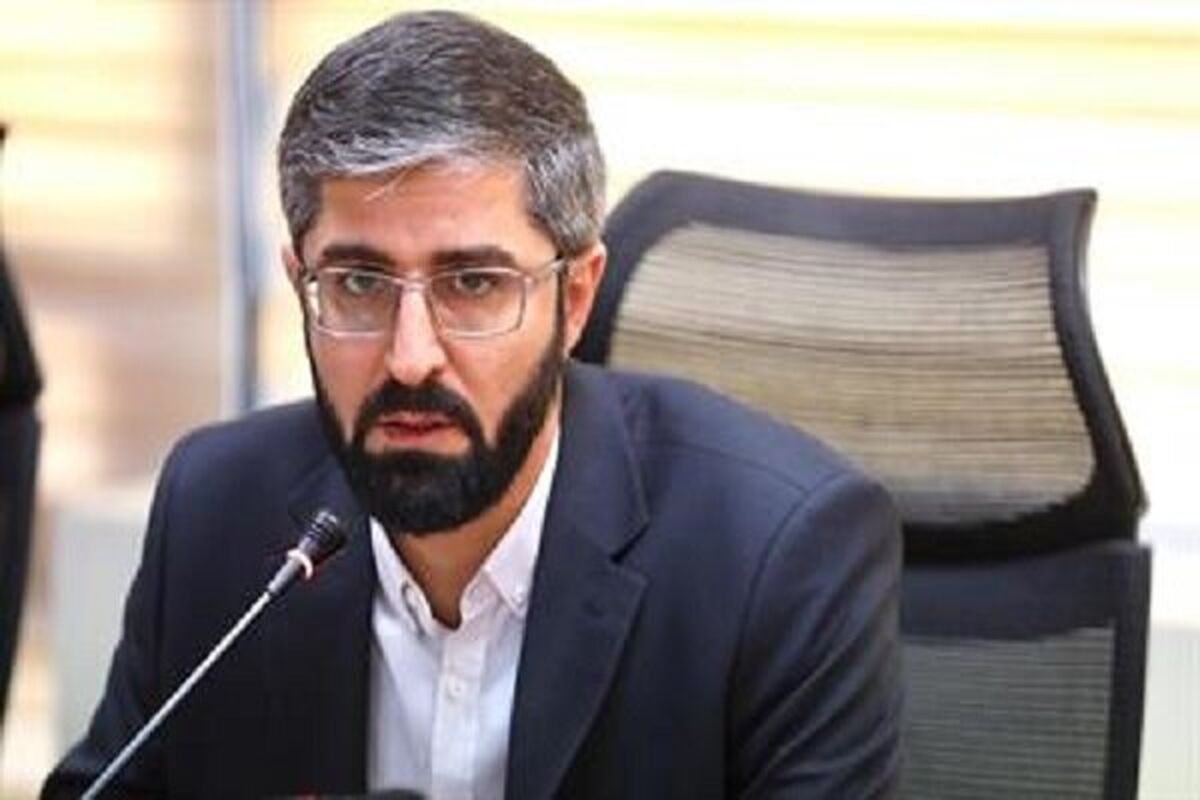 فرآیند انتقال ۲۰ دستگاه اتوبوس برقی تک‌کابین به تهران آغاز شد