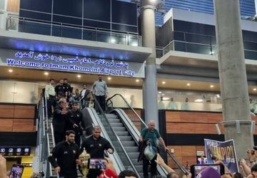 تیم ملی کشتی فرنگی وارد ایران شد