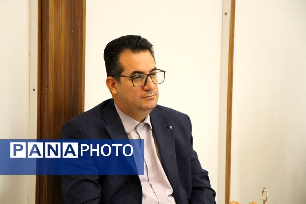  تکریم بازنشستگان در تالار مهستان شهرستان سملقان