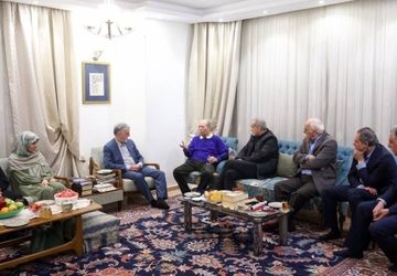 دولت چهاردهم تا آنجا که بتواند، به هنر کشور کمک خواهد کرد/ پیشنهاد استاد نصیریان برای کمک دولت به پایه‌گذاری مسابقه نمایشنامه نویسی