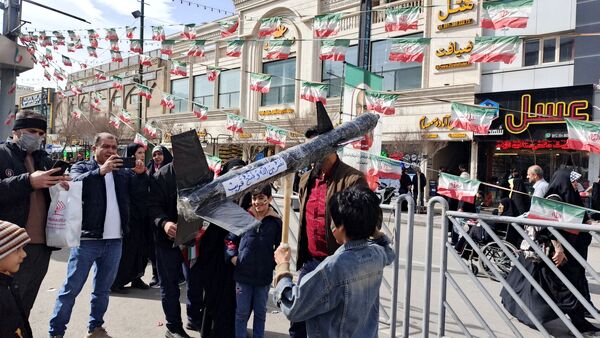 ۲۲ بهمن؛ خیابان‌ها صحنه تجدید بیعت ملت با آرمان‌های انقلاب