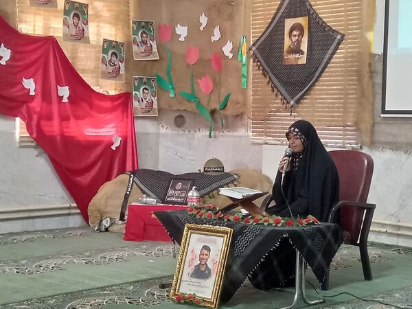 یادواره شهدای دانش‌آموزی در مدارس پسرانه و دخترانه اقلید  