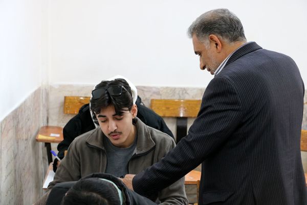 بازدید از حوزه‌های آزمون نهایی دی ماه پایه دوازدهم ناحیه ۶ مشهد