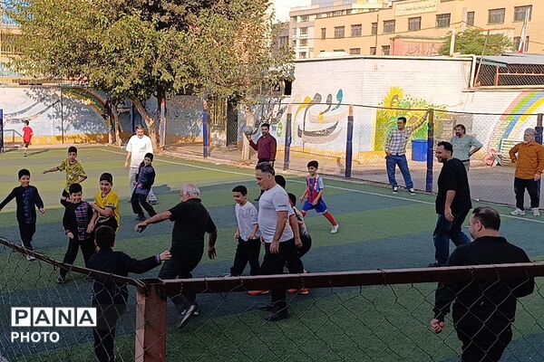 مسابقات ورزشی پدر پسری در دبستان امام علی (ع) شهرری