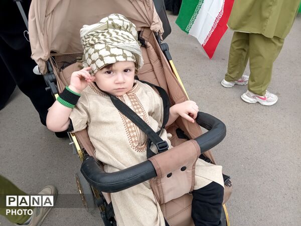 اجتماع «بیعت» فرهنگیان و دانش‌آموزان جعفرآباد با رهبر جدید انقلاب 