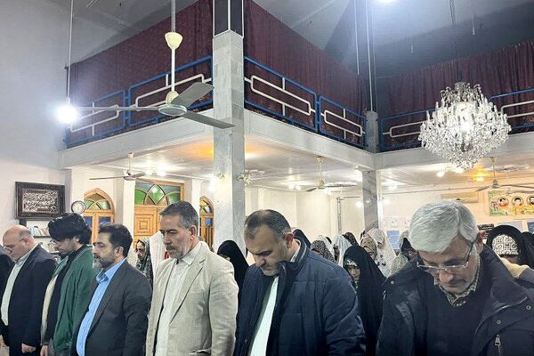 اعتکاف دانش‌آموزی در شهر بهنمیر