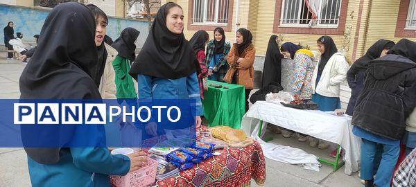 بازارچه درون مدرسه‌ای در مدرسه فاطمیه شهرستان شیروان