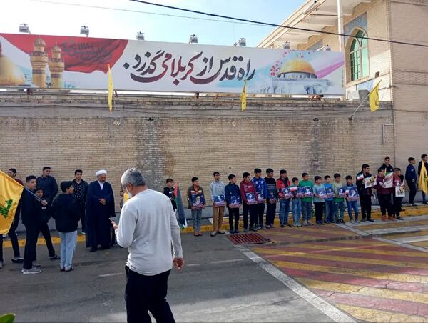 راهپیمایی 22 بهمن در لارستان 