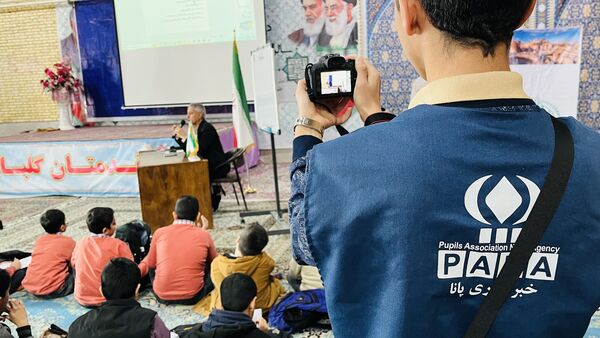 آموزش مقدماتی خبرنگاری پسران کرمان در آموزشگاه پیامبر اعظم(ص)