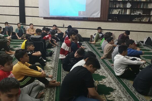مراسم اعتکاف دانش‌آموزی در بهارستان‌۲ آغاز یک سفر معنوی