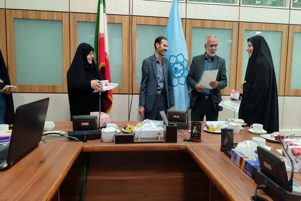 تقدیر از معلمان و مدیران مدارس منطقه طبرسی شمالی
