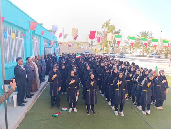 زنگ مهر در فراشبند به صدا در آمد