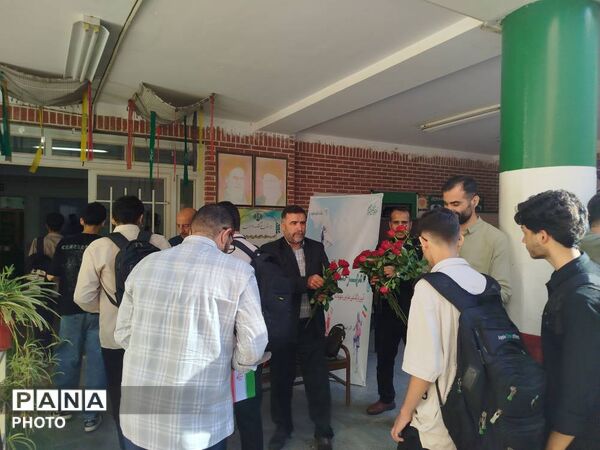 جشن باشکوه آغاز سال تحصیلی در مدرسه فرهنگ منطقه ۱۰