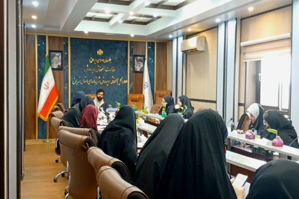 برگزاری دومین جلسه شورای دانش‌آموزی شهرستان‌های استان تهران 