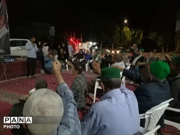 نماز جماعت همراه با اجتماعات شبانه در حسینیه شهدای شهر بار نیشابور 