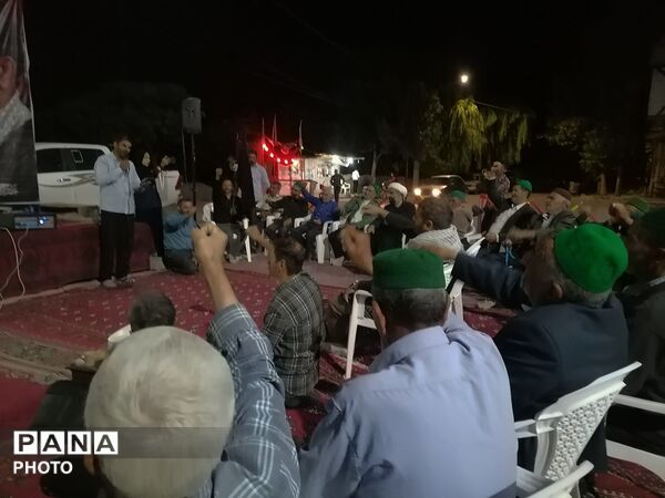 نماز جماعت همراه با اجتماعات شبانه در حسینیه شهدای شهر بار نیشابور 