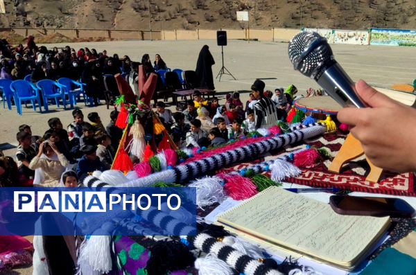 تقدیر از دانش‌آموزان تلاشگر میانکوه 