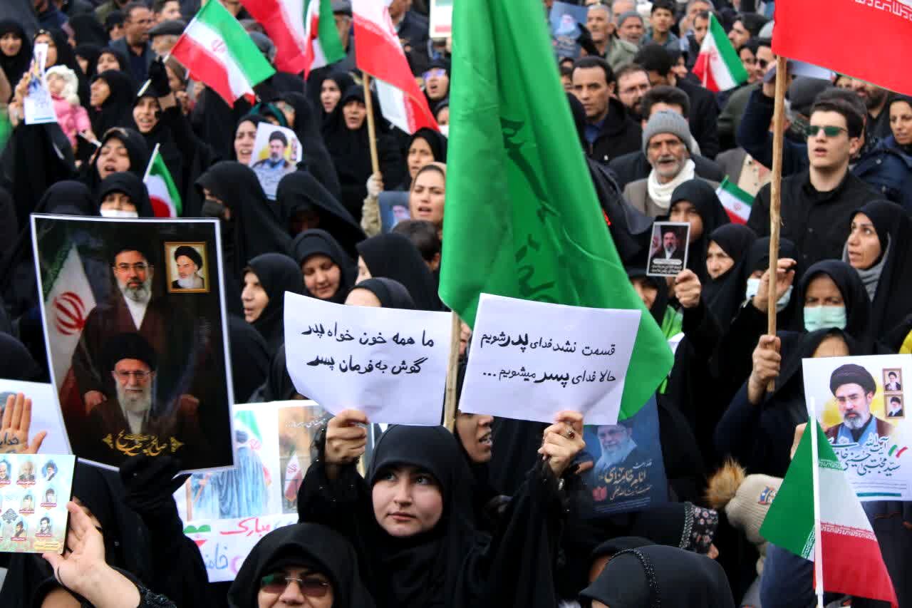 مراسم باشکوه بیعت مردم همدان با رهبر جدید انقلاب اسلامی 