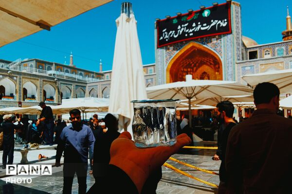 وداع تاریخی با رهبر شهید در مشهدالرضا