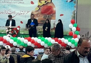 جایگاه معلم در باور و ارزش‌های ملت ما، جایگاهی رفیع و ارزشمند است
