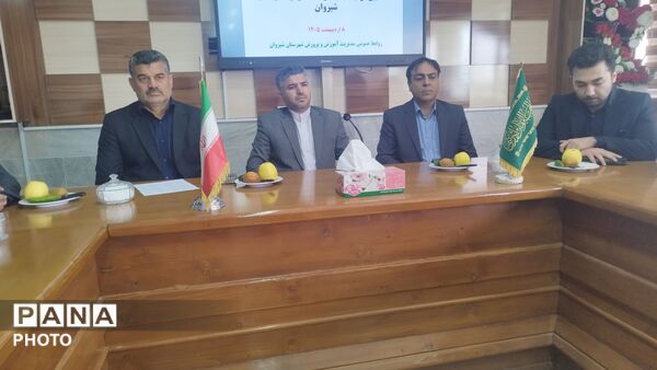 اهدای تجهیزات آموزشی به مدارس شهرستان شیروان