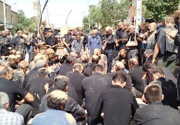 محفل عاشقان اهل بیت (ع) در حسینیه‌‌ چهارمحال‌وبختیاری