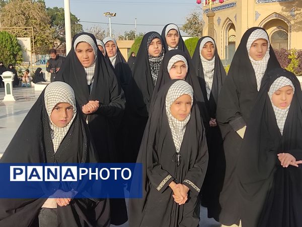 ویژه برنامه میهمانی لاله‌ها در آرامگاه شهید مدرس