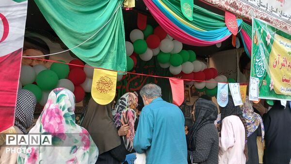 چند کیلومتری غدیر در خرم‌ آباد؛ تصویری از وحدت و ارادت مردم