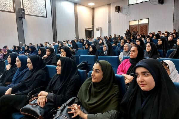 برگزاری اختتامیه طرح‌ها و برنامه‌های معاونت آموزش ابتدایی کهریزک 