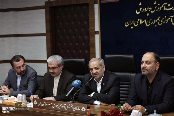 روز خبرنگار در خبرگزاری پانا با حضور وزیر آموزش و پرورش