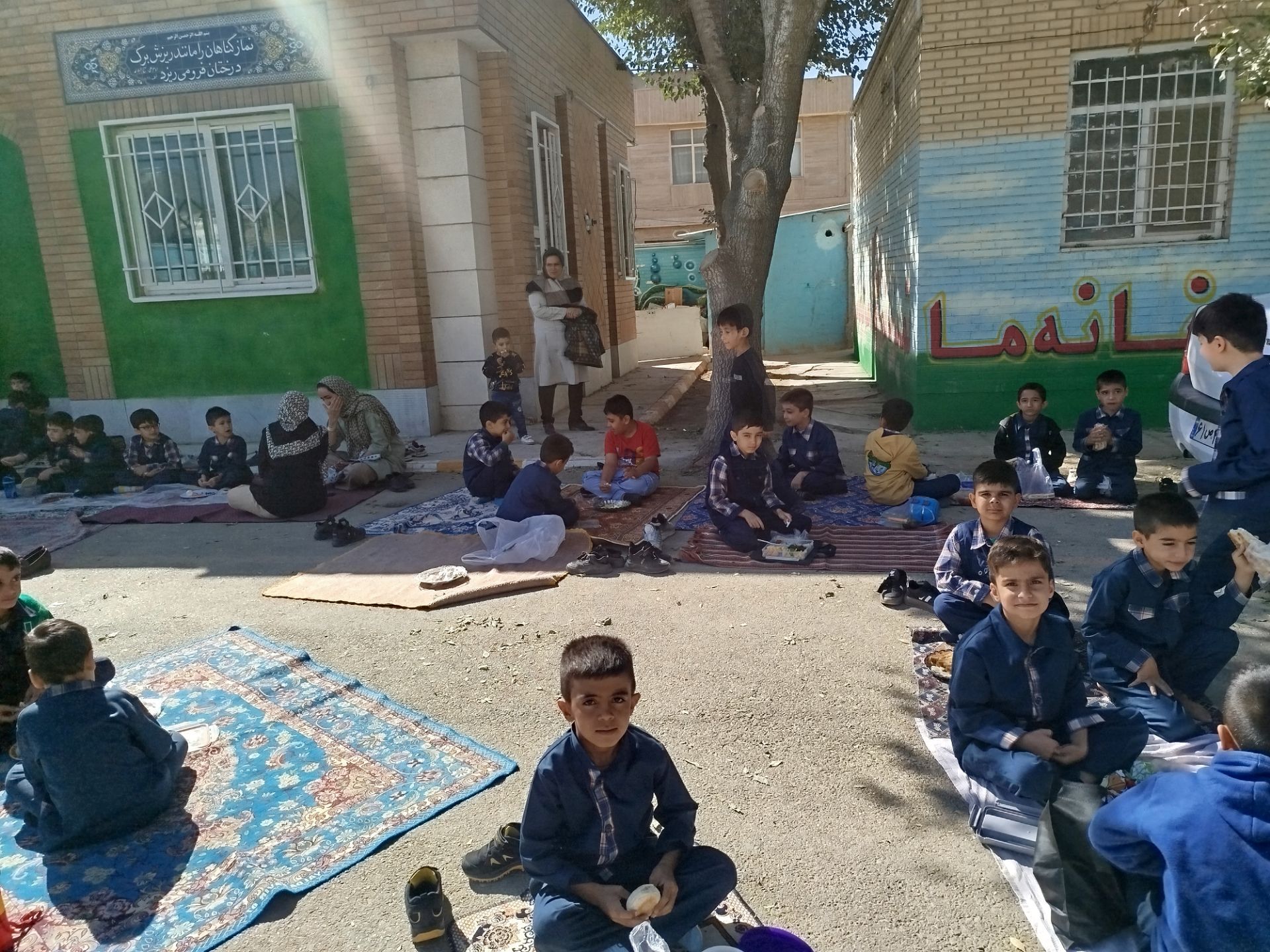صبحانه سلامت در مدرسه مبین شهرستان شیروان