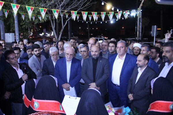 افتتاح استخر شهید رئیسی در شهر دستگرد شهرستان برخوار