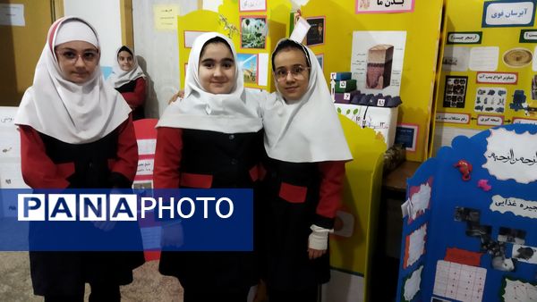 افتتاح نمایشگاه جابربن‌حیان در دبستان شهید احمدپور قائمشهر