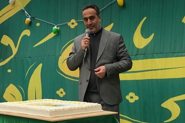 حضور پر شور دانش آموزان ناحیه دو شهرری در جشن نیمه شعبان و ایرانمون