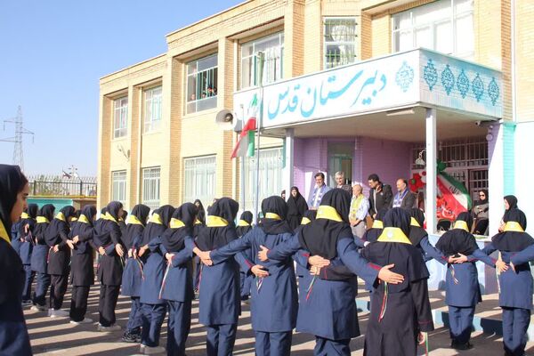 سفر یک روزه معاون فعالیت‌های سازمان دانش‌آموزی کشور به سمنان