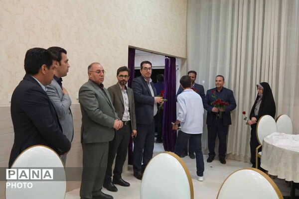 تجلیل از خبرنگاران و فعالان رسانه‌ای بجنورد به مناسبت روز خبرنگار