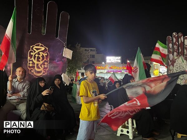 حضور باشکوه مردم ولایت مدار کرج در صد و بیست و چهارمین شب از تجمعات مردمی
