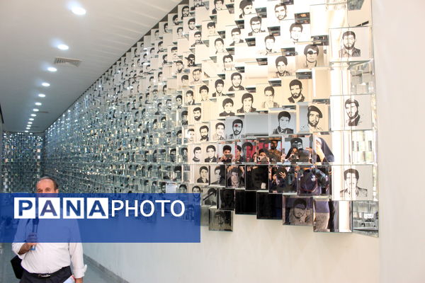 بازدید دانش‌آموز خبرنگاران پانا یزد از باغ موزه دفاع مقدس یزد