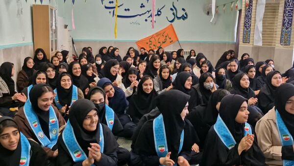 پیوند سرخِ انقلاب با سبزِ انتظار در جشن باشکوه نیمه‌شعبان