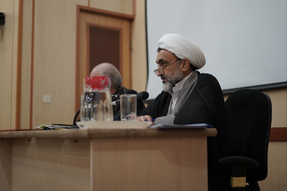 تشییع عزتمندانه رهبر شهید انقلاب نویدبخش خوانشی نو از جایگاه قم در جهان اسلام خواهد بود
