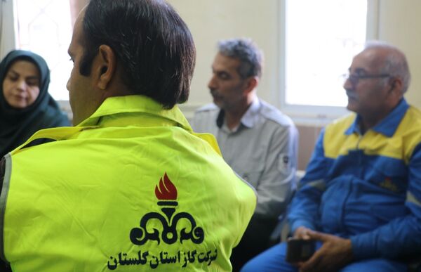 جلسه هماهنگی مانور زلزله در مدرسه مقصودلو سرخنکلا 