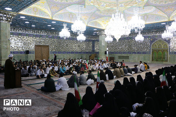 جشن ازدواج طلبگی ۲۰۰ زوج در حرم حضرت معصومه(س)