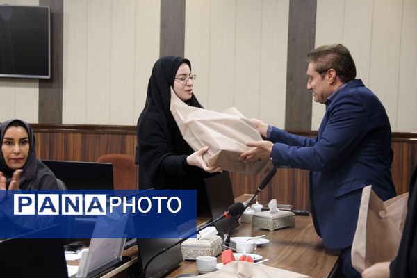 برگزاری جلسه تخصصی مراقبین سلامت مدارس ناحیه یک شهرری