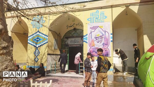 امامزاده عبدالله میزبان زائران خود در روز طبیعت شد 
