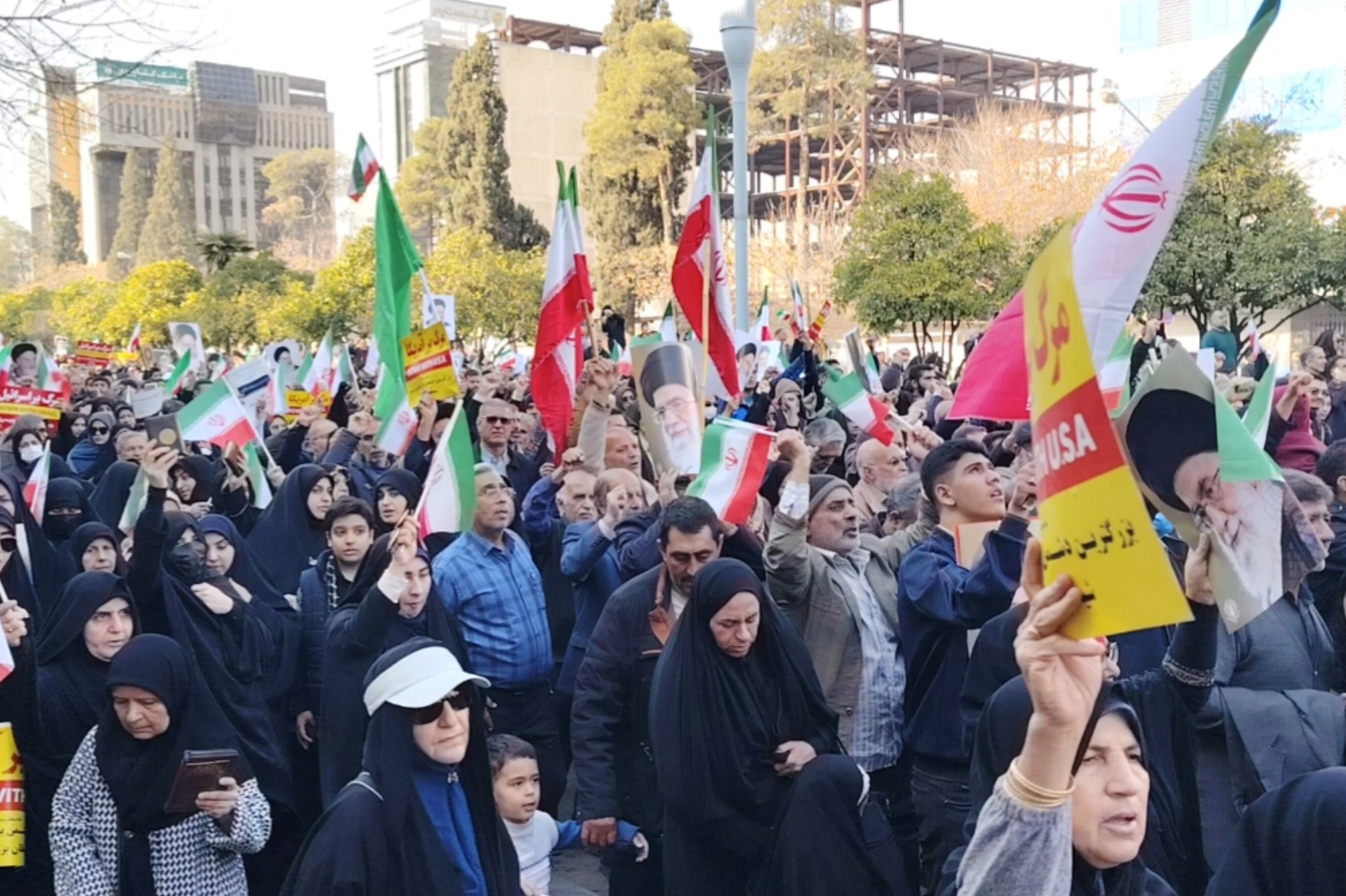 حضور پرشور شیرازی‌ها در محکومیت حوادث تروریستی اخیر