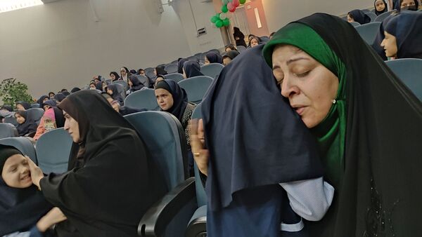 مراسم گرامی‌داشت هفته بسیج با حضور خواهر شهید