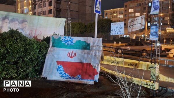 گذری بر اجتماعات شبانه میدان ولیعصر الهیه مشهد