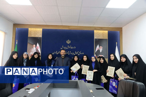 تقدیر از دانش‌آموز خبرنگاران فعال پانا اسلامشهر به مناسبت روز خبرنگار